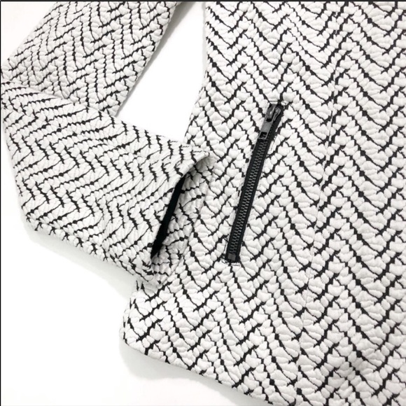 41 Hawthorn Stitch Fix Textured Moto Jacket - Picture 4 of 6